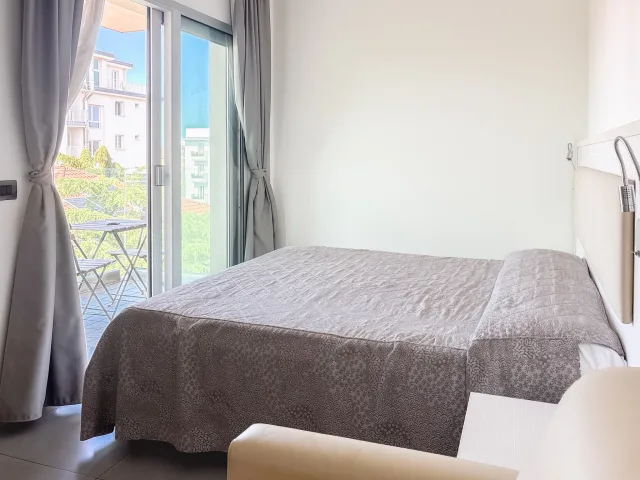 Bilocale con cucina per vacanze al mare a Rimini - foto 1